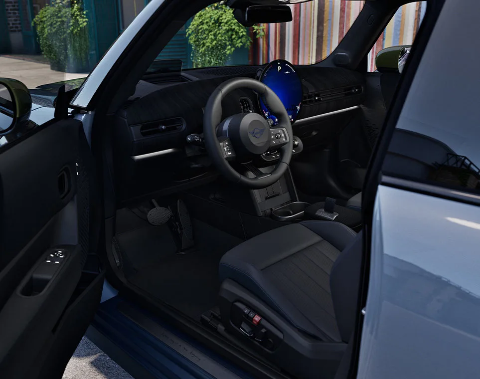 MINI Cooper SE Paul Smith Edition