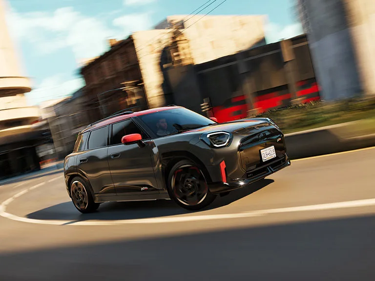 MINI Aceman JCW E