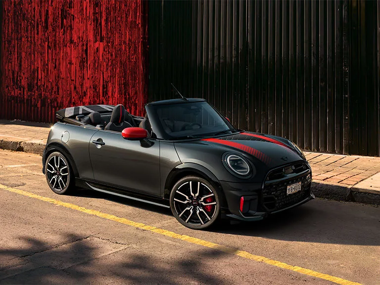 MINI Cooper JCW Cabrio